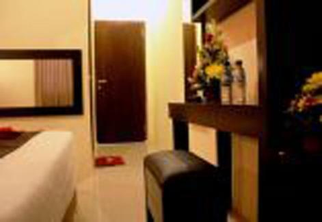 Asher Bali Transit Kuta  Ngoại thất bức ảnh